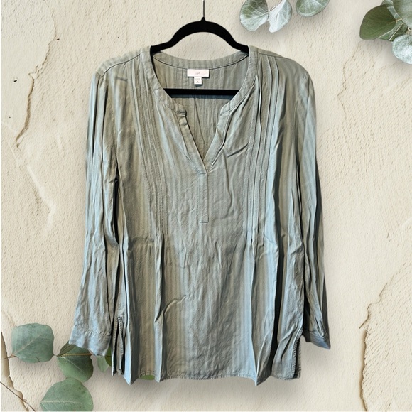 J. Jill 2-Tone Sage Green Subtle Stripe Print Rayon Top with Pintucking - Picture 1 of 13